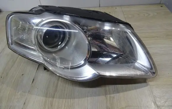 Volkswagen PASSAT B6 Headlight/headlamp 3C0941006AA