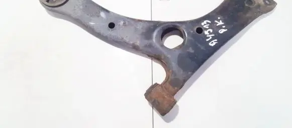 Toyota Corolla Verso AR10 Front lower control arm/wishbone