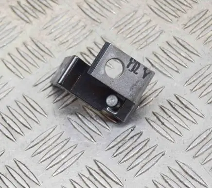 Audi A7 S7 4G Front door upper hinge 4H0831402