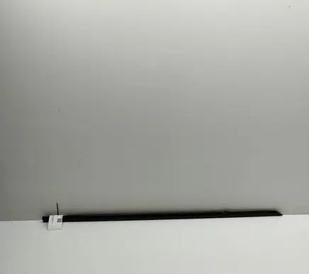 Land Rover Range Rover Sport L494 Door glass trim DK6221452AA