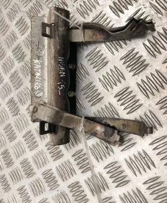 Nissan Qashqai Other engine bay part