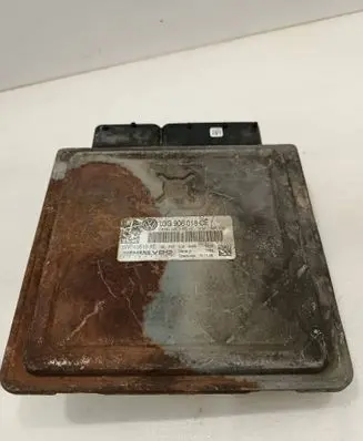 Volkswagen PASSAT B6 Engine control unit/module 03G906018CE 5WP45610AE