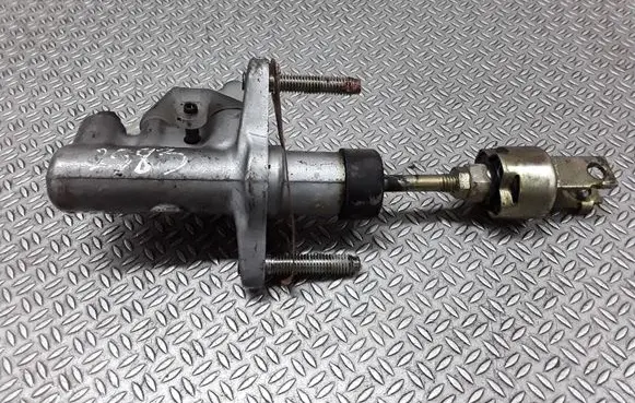 Toyota Corolla E120 E130 Clutch master cylinder