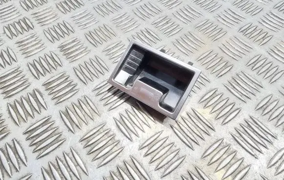 BMW 5 E60 E61 Ashtray (front) 7034098 314230000 E9005RA11