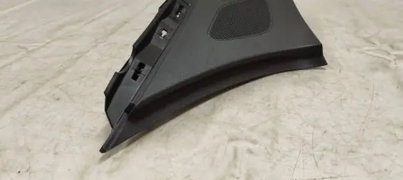 Porsche Macan (95B) (C) pillar trim 95b867246