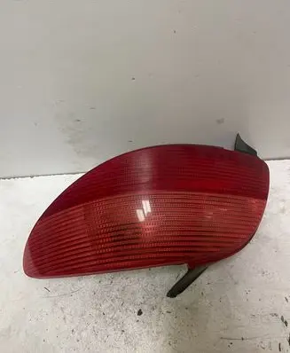 Peugeot 206 Rear/tail lights 2531