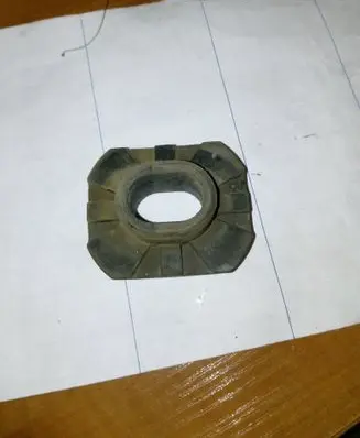 Jeep Grand Cherokee Radiator mount bracket