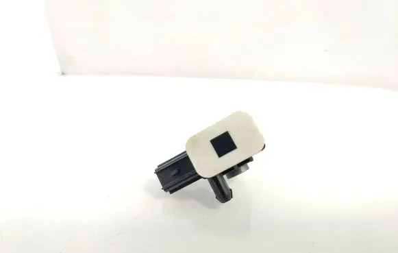 Ford Mondeo MK IV Airbag deployment crash/impact sensor AM5T14B342AA 120518204 C83HA
