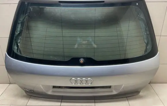 Audi A4 S4 B6 8E 8H Tailgate/trunk/boot lid