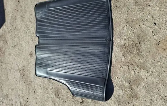 Skoda Superb B5 (3U) Rubber trunk/boot mat liner 3U0883723 DCD500001