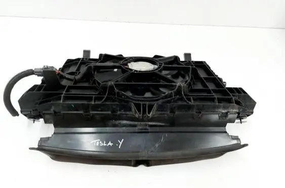 Tesla Model Y Radiator set 163432500A