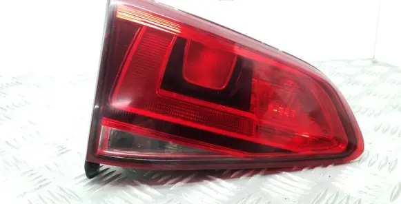 Volkswagen Golf VII Tailgate rear/tail lights 5G0945093AF
