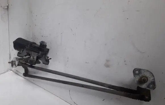 Mazda 626 Front wiper linkage 