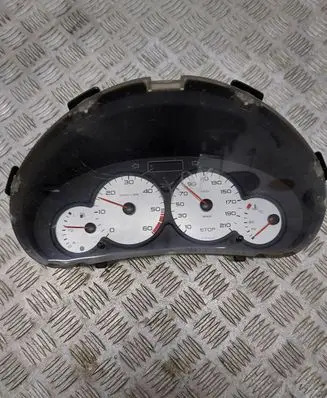 Peugeot 206 Speedometer (instrument cluster) 9648836580