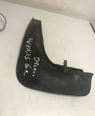 Toyota Avensis T220 Rear mudguard 7662505020