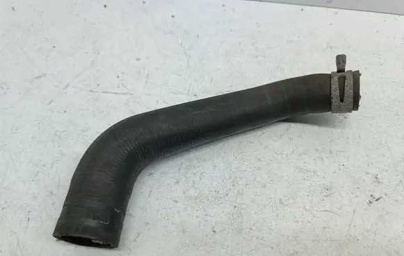Mercedes-Benz E W211 Engine coolant pipe/hose 6112031082 A6112031082