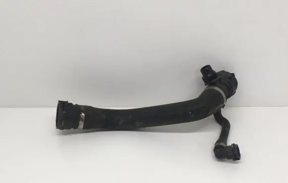 BMW 1 E81 E87 Engine coolant pipe/hose 7525641