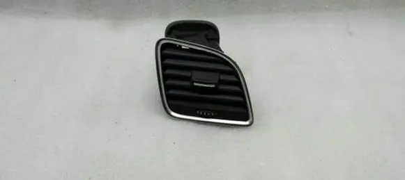 Audi Q3 8U Dashboard side air vent grill/cover trim 8U2820902C