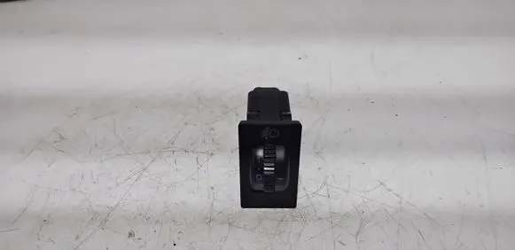 Toyota Corolla E120 E130 Headlight level height control switch 8415202021 37139