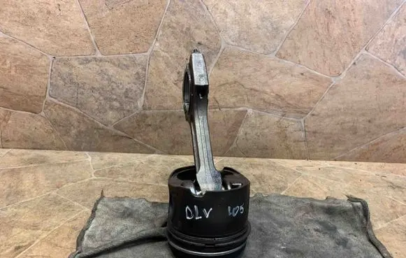 BMW X3 E83 Piston 0840C