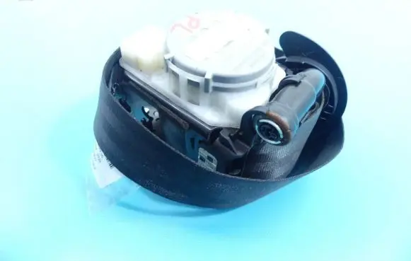 Seat Leon (5F) Front seatbelt 3066322 IMPRK1147458