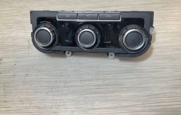 Volkswagen Jetta V Climate control unit 3C8907336AB