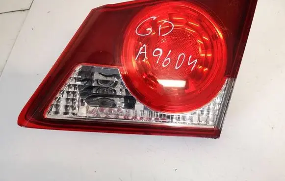 Tailgate rear/tail lights