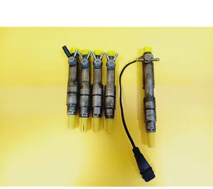 Fuel injector