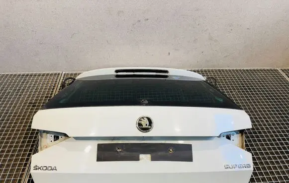 Skoda Superb B8 (3V) Tailgate/trunk/boot lid 