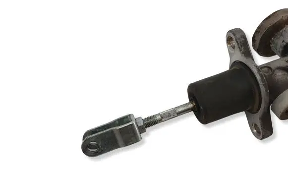 Nissan Navara D40 Clutch master cylinder 