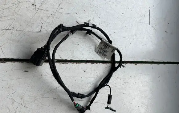 Opel Zafira C Tailgate/trunk wiring harness 39084048 402054 61NZ18840C