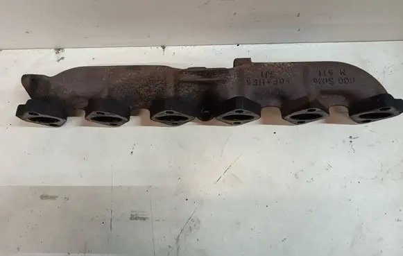 BMW 5 E39 Exhaust manifold 2248166
