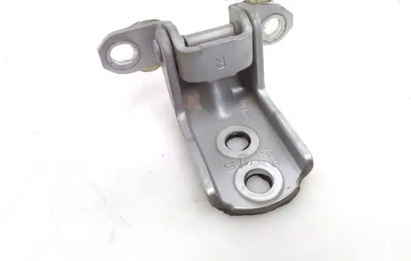 Nissan Navara D23 Front door upper hinge A047742