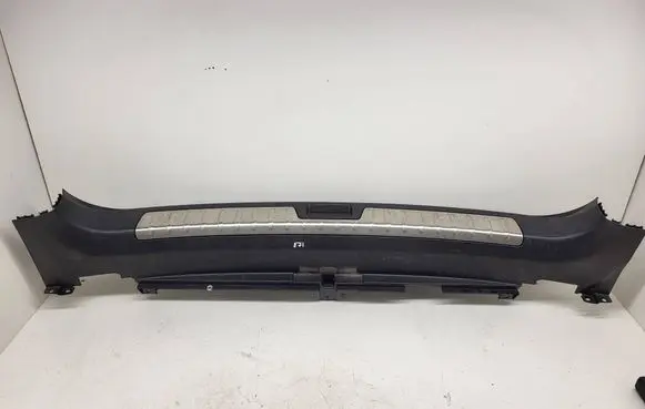 BMW X6 E71 Dashboard lower bottom trim panel 7001869