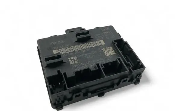 Volkswagen Golf VII Door control unit/module 5Q0959592F