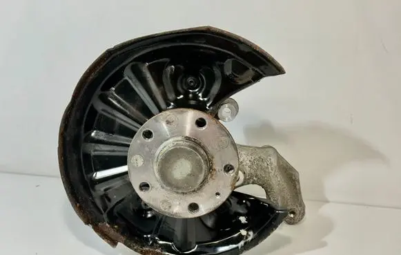 Volkswagen Tiguan Rear wheel hub spindle/knuckle 3Q0501117A