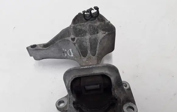 Renault Megane III Engine mount bracket 