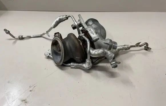 BMW X1 F48 F49 Turbo 8631901 MGT2056