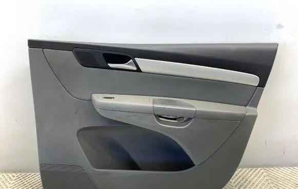 Seat Alhambra (Mk2) Front door card panel trim 