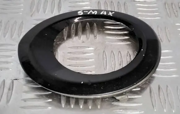 Front fog light trim/grill