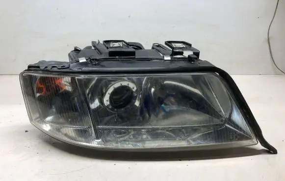 Audi A6 S6 C6 4F Headlight/headlamp