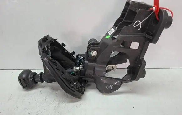Peugeot 208 I Gear shift rod S27612452 9824161680