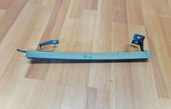 Renault Zoe Front door windshield rail 802268574R