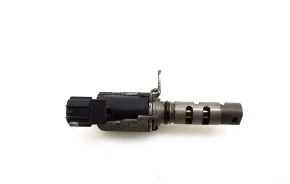 Toyota Avensis T250 Oil pressure sensor 1533022030