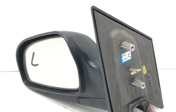 Hyundai Matrix Front door electric wing mirror