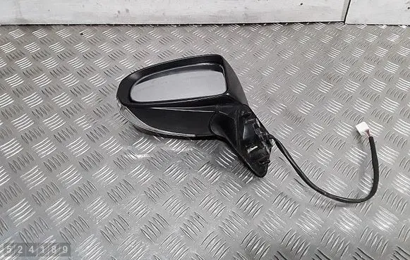 Toyota Prius (XW30) Front door electric wing mirror E4023416