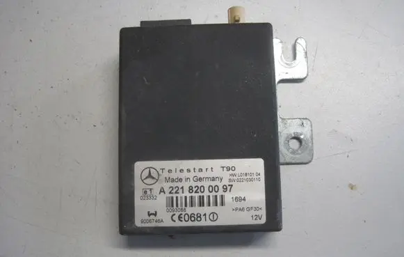 Mercedes-Benz E W211 Phone control unit/module A2218200097