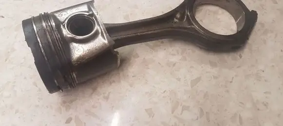 Audi A6 S6 C5 4B Piston with connecting rod