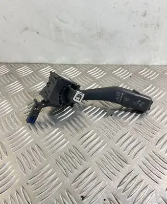 Skoda Octavia Mk2 (1Z) Wiper control stalk 1K0953519L