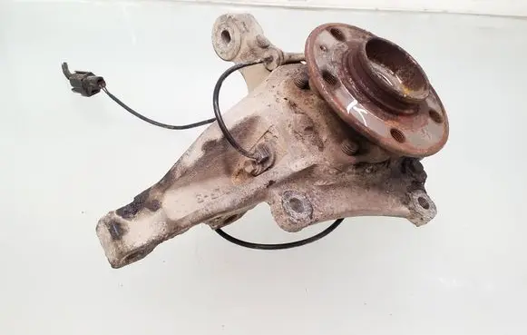 Volvo S60 Front wheel hub spindle knuckle 9461943
